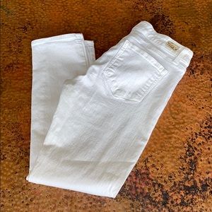 {Paige} White Kylie Crop Jeans. Size 28.